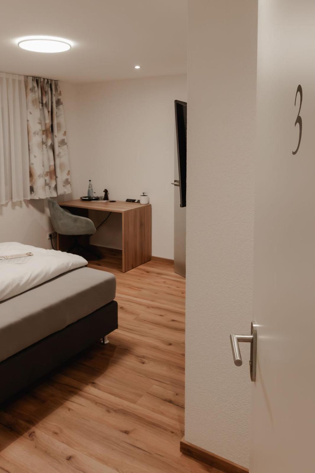 Landgasthof Lamm Aalen Esterno foto